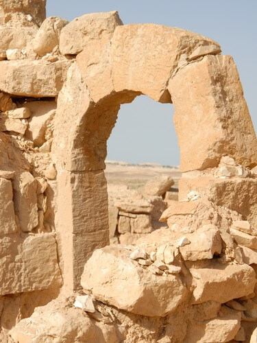 גלבוע גולן - מורה דרך